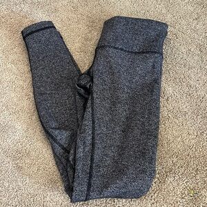 Lululemon leggings size 6